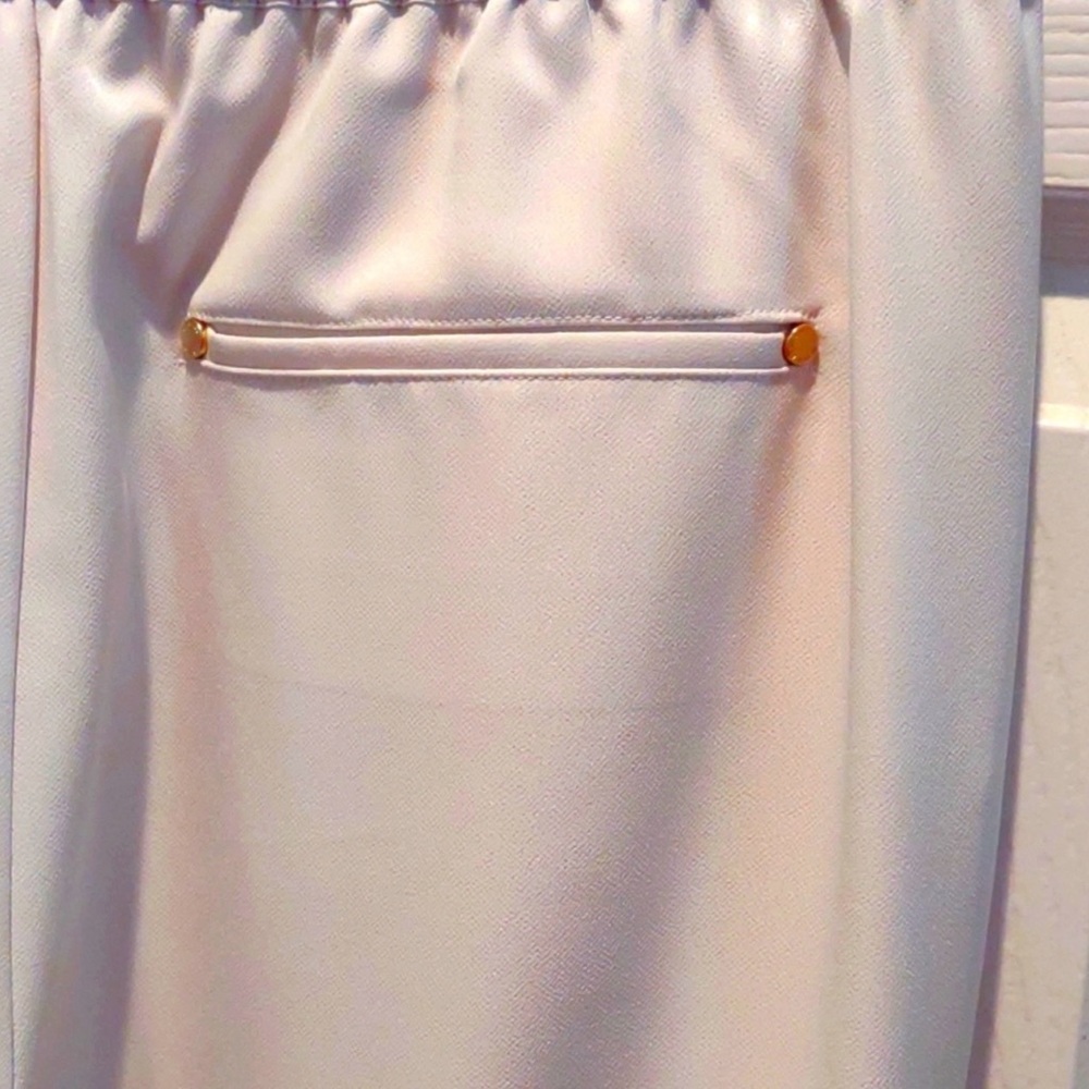 Black Label Chicos 1 Cream
Polyester Cargo Pants - Picture 5 of 8